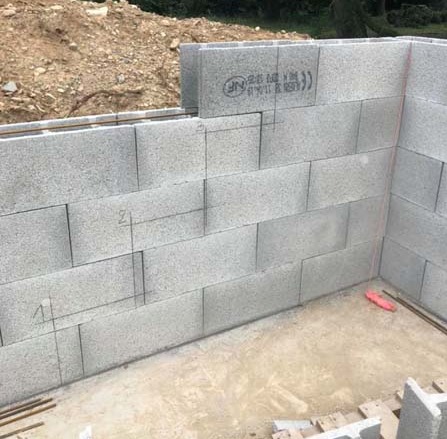 Mur de soutènement, Chambéry